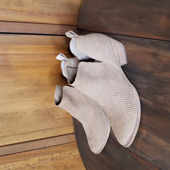 Anthropologie Dolce Vita Sonya Ankle Bootie Sz 9.5 - Picture 8 of 14